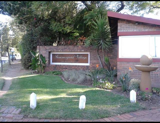 2 BEDROOM TOWNHOUSE FOR SALE IN SANDOWN